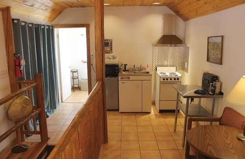 Arroyo Seco Cabin | SnowMansion Taos Adventure Lodge