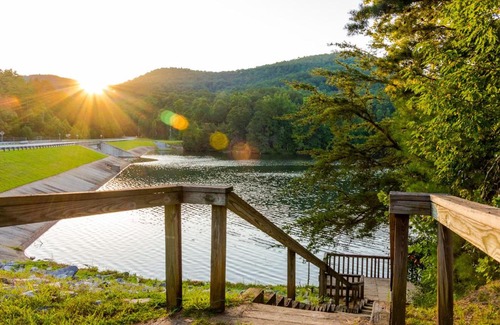 Sautee Nacoochee House | Soaring Eagle