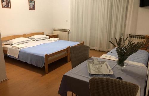 Siroki Brijeg Apartment | Sobe Pipić