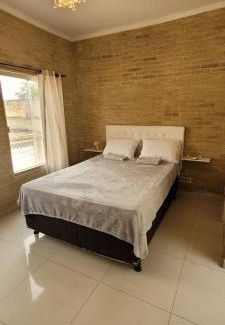 Corumba House | Sobrado 2 amplo e confortável em condomínio