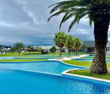 Capao da Canoa House | Sobrado Araçá