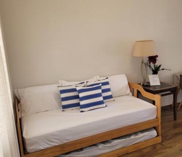 Tijucas House | Sobrado com garagem e churrasqueira