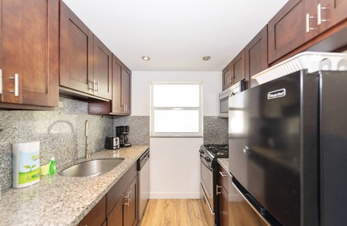 South Pointe Apartment | SOFI BEACH APARTMENT