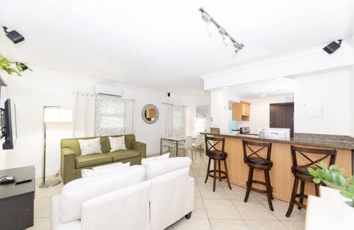 South Pointe Apartment | SOFI BEACH APARTMENT