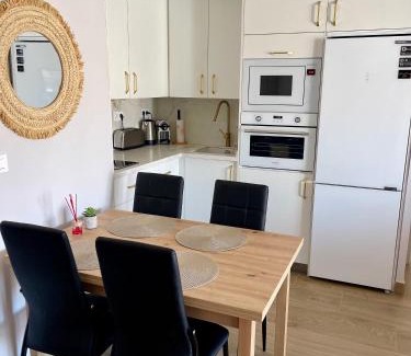 Playa Granada Apartment | Sofivan Tropical - Pueblo Mediterraneo