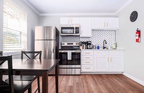 Cottage Line Apartment | Sojourn 1 BR Beach Home with Private Beach Access