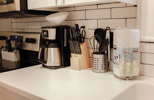 Ghent Apartment | Sojourn at Colley Manor Unit 4