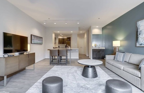 Court House Apartment | Sojourn | Courtland Towers