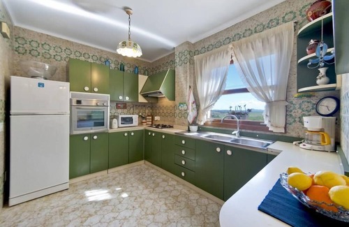 Ariany House | Sol y Campo (with wifi) 10 min from the beach