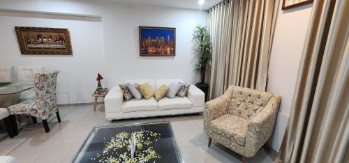 Trujillo Apartment | Sol y Luna