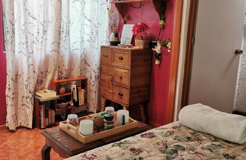 Cuernavaca Bed & Breakfast | SOL Y SALSA BnB: Experience outstanding hospitality with style & warmth