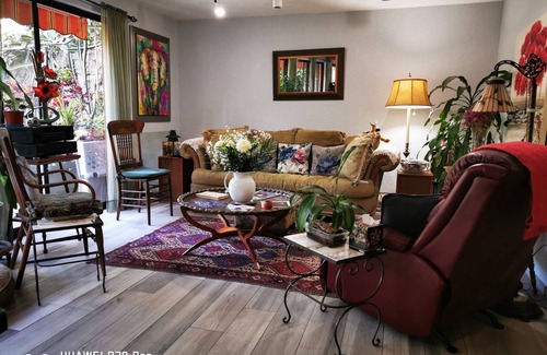 Cuernavaca Bed & Breakfast | SOL Y SALSA BnB: Experience outstanding hospitality with style & warmth