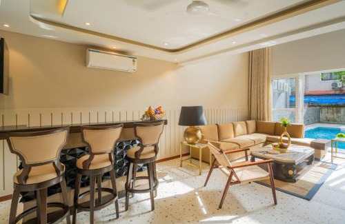 Gauravaddo Villa | Solace AquaVista 5-BHK Villa with Private Pool, Lounge Area & Bar