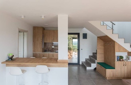 Ulcinj House | Solana`s View! Vacation home with unique views - quiet location - infinity pool!