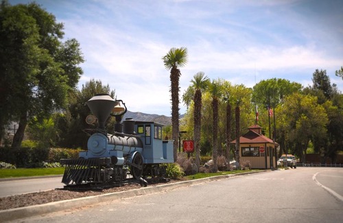 Acton Resort | Soledad Canyon Cabin 18