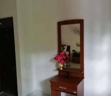 Ella House | Solitary Resort