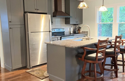 Morganton Cottage | Solitude of the Hills of NC & beauty of the Catawba River yet minutes to I-40.