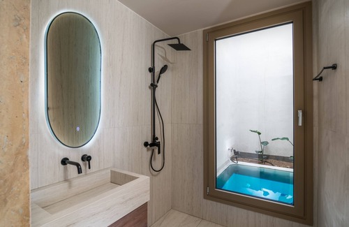 Adamas Hotel | Solus Suites