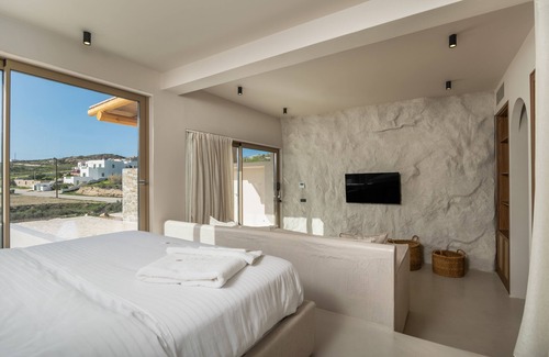 Adamas Hotel | Solus Suites