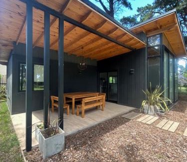 Necochea House | Sombras del Pinar