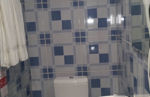 Trinidad House | Sombrilla ft Conjunto Kara-Lis