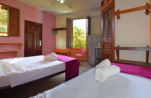 Trinidad House | Sombrilla ft Hostal Clasico Colonial - Adults Only