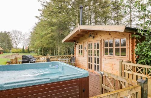 Diss House | Someplace Else