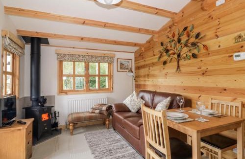 Diss House | Someplace Else