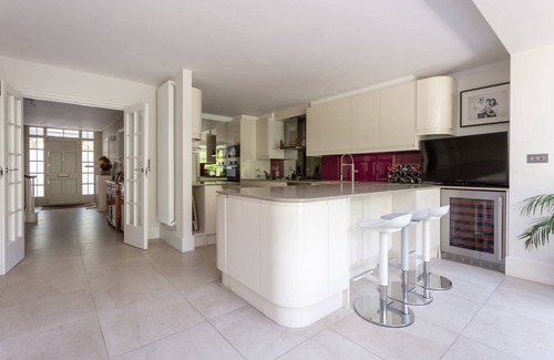 Holland Park Apartment | Somerset Square by onefinestay