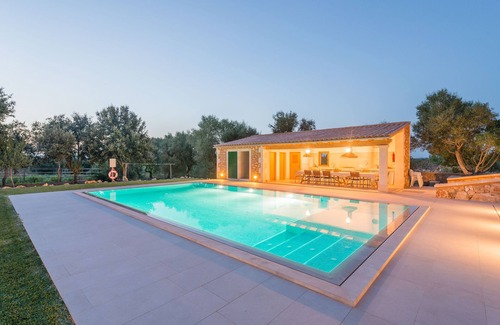 Campos Villa | SON FADRI - Villa with private pool in Campos. Free WiFi