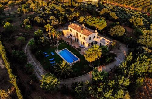 Consell Villa | Son Jordi nou, beautiful villa near Alaro big swimming pool, BBQ mountain views 12people