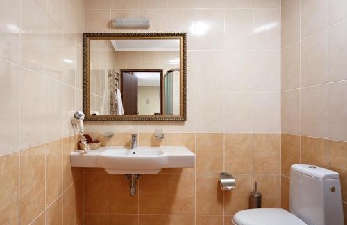 Yavory Hotel | Sonata Hotel & Restaurant "готель Соната"