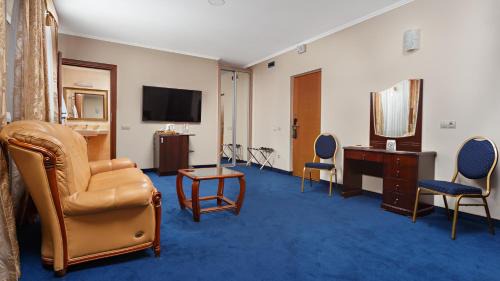 Yavory Hotel | Sonata Hotel & Restaurant "готель Соната"