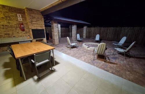 Bela-Bela Ski Chalet | Sondela Nature Reserve & Spa Chalets