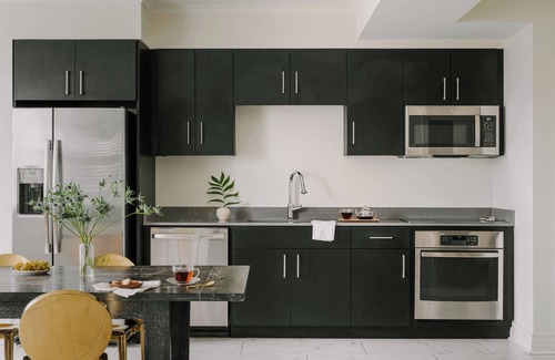 Central Business District Apartment | Sonder at 1500 Canal | Two-Bedroom Apartment