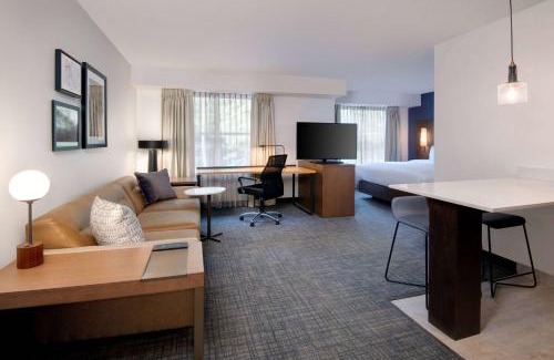 Alpharetta Hotel | Sonesta ES Suites Atlanta Alpharetta North Point Mall