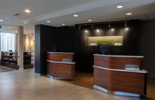 Twin Brook Hotel | Sonesta Select Chattanooga Hamilton Place