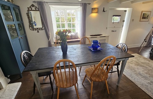 Philleigh Cottage | Sophie's Cottage - a cottage that sleeps 4 guests in 2 bedrooms