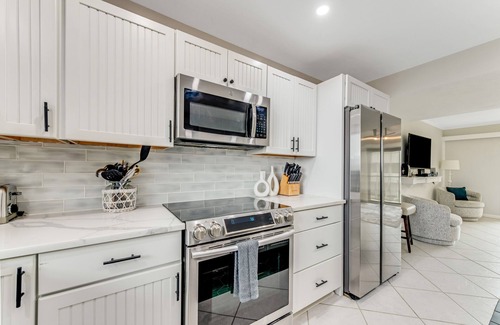 Ormond Beach Condo | Sophisticated Oceanfront Luxury Condo