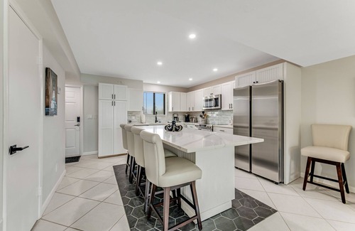 Ormond Beach Condo | Sophisticated Oceanfront Luxury Condo