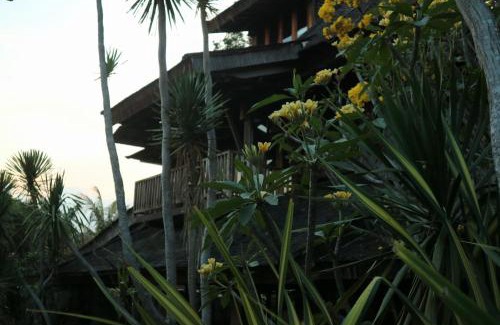 Ciburial Villa | Sosis Kraton