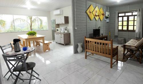 Guaramirim House | Sossego à 10 minutos do centro de Guaramirim