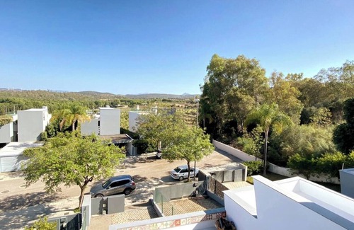 San Roque House | Sotogrande architectural gem with stunning roof-top pool