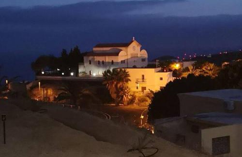 Guimar Apartment | Souterrain für max 2 P., Bad, Außenküche, Garten