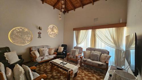 Piet Retief Apartment | South 32