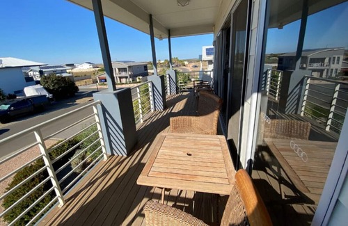 Port Hughes House | South Beach Escape - Port Hughes - Entire Home