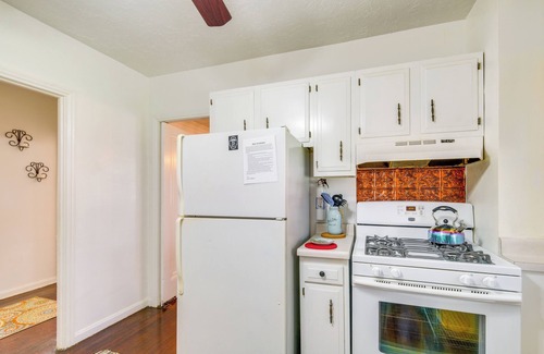 Cleveland Heights Apartment | South Euclid Apt < 10 Mi to Downtown Cleveland!