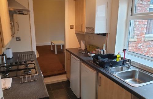 South Shields Apartment | South Shield's Hidden Gem Emerald Apartment sleeps 6 Guests