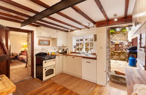 Honiton House | Southcott Farm Cottage