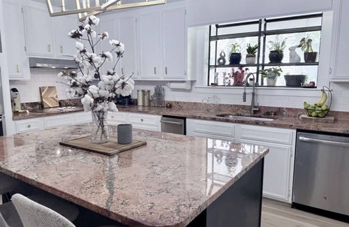 Fairhope House | Southern Charm House Min From Shopping & Beaches